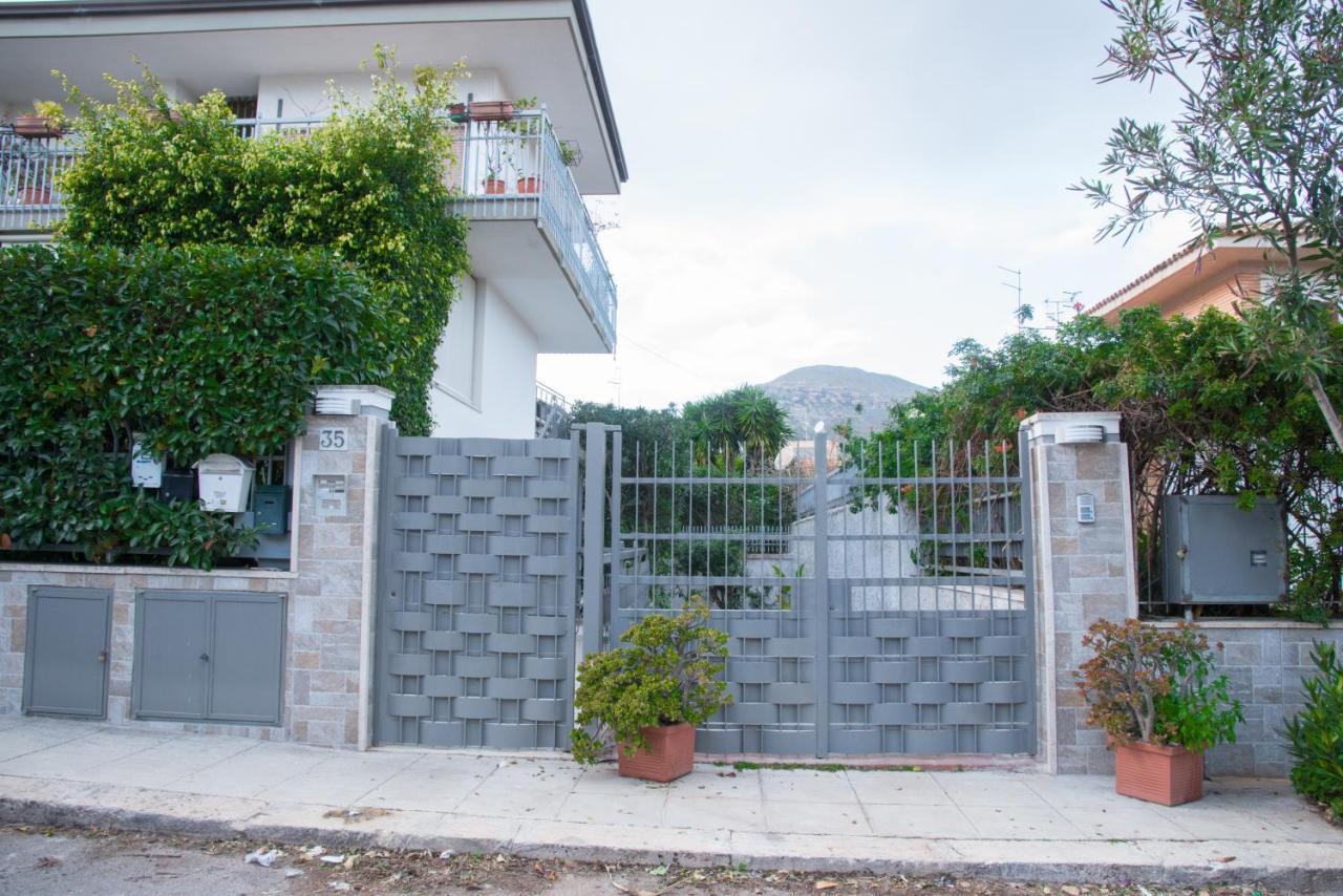 Apartamento Mondello Manick Mare Palermo Exterior foto